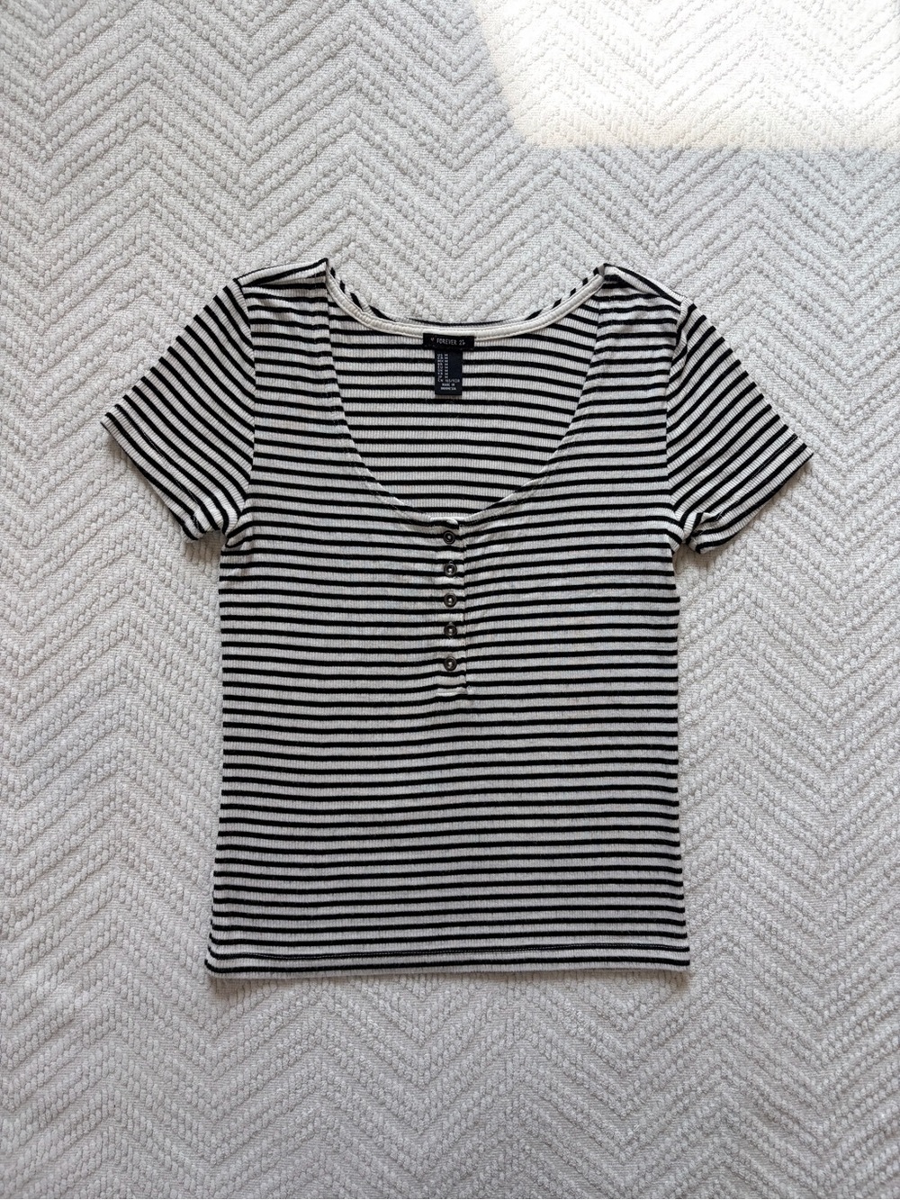 🖤 Black & White Striped Scoop Neck Button Top
